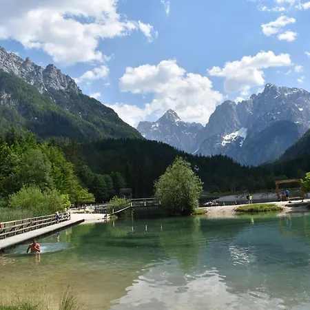 Hisa Ob Jezeru - House By The *