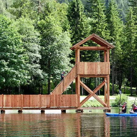 Hisa Ob Jezeru - House By The *