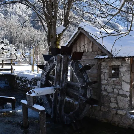 Hisa Ob Jezeru - House By The * Kranjska Gora
