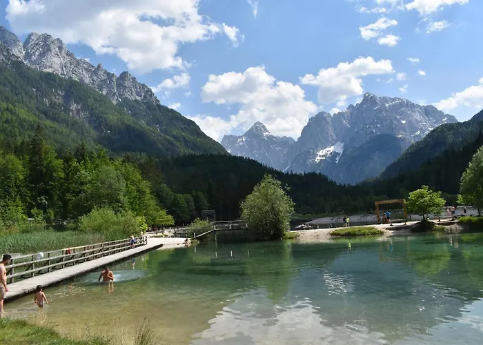 Hiša Ob Jezeru - House By The *