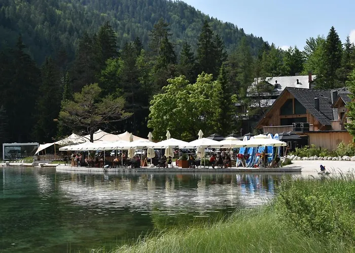 Hiša Ob Jezeru - House By The *