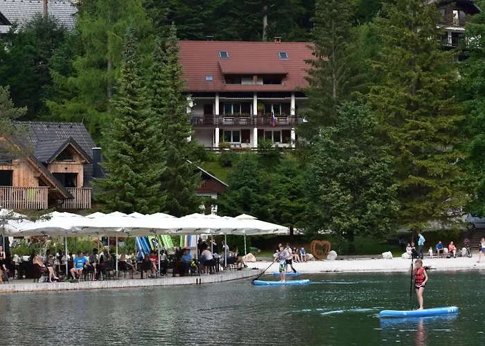 Hisa Ob Jezeru - House By The