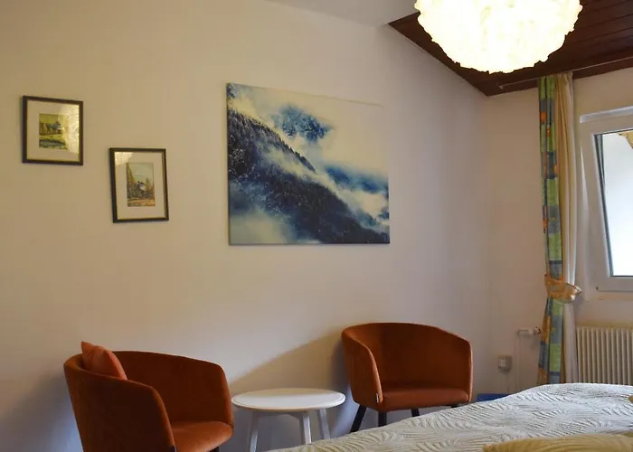 Hisa Ob Jezeru - House By The