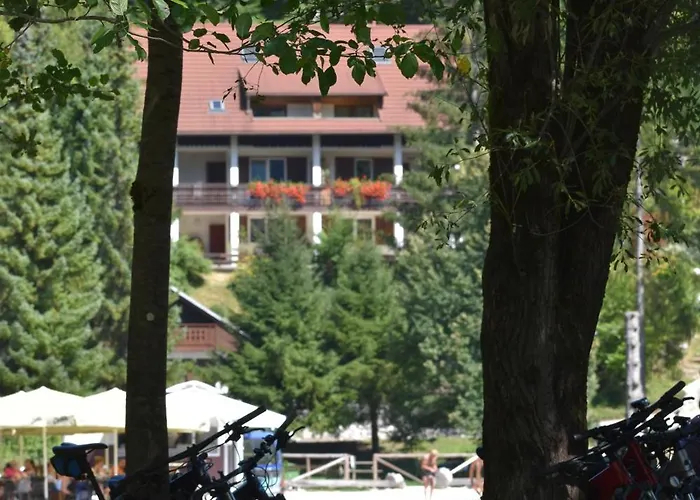 Apartmán Hiša Ob Jezeru - House By The Kranjska Gora