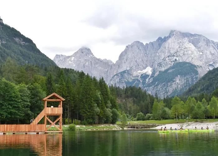 Hisa Ob Jezeru - House By The 公寓